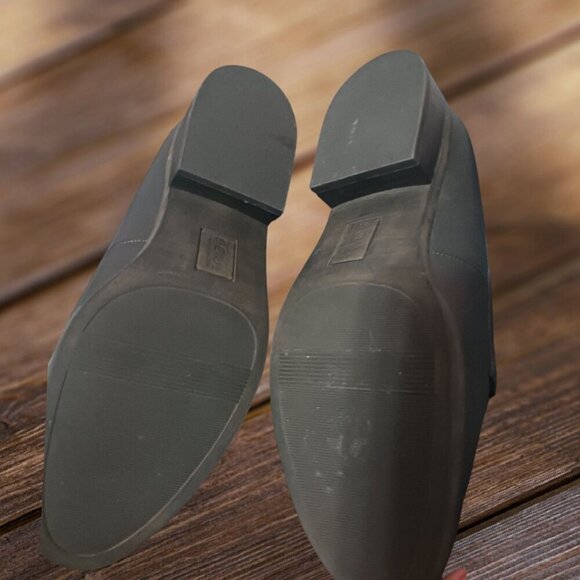 Naturalizer Soul Womens Loafer Shoes With Metal Accent Size 9M - Picture 6 of 9